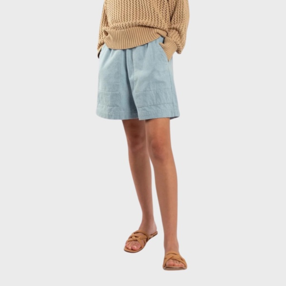Micaela Greg Field Chambray Short in size Large